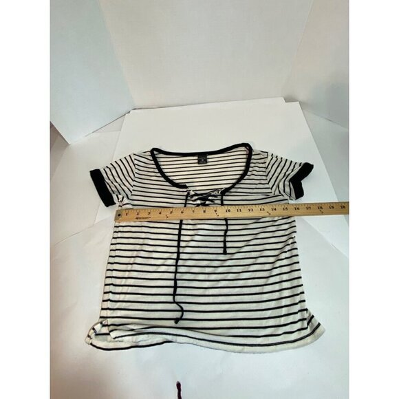 Empyre Vintage 2 Pc Crop Tops Gray and Striped Women’s Size Medium - Picture 10 of 12